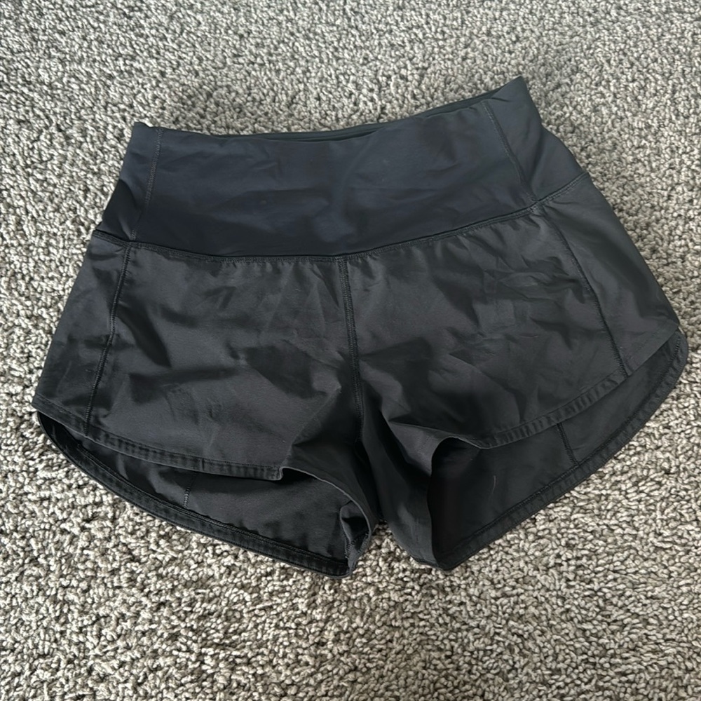 Lululemon speed up high-rise shorts 2.5” - size 4